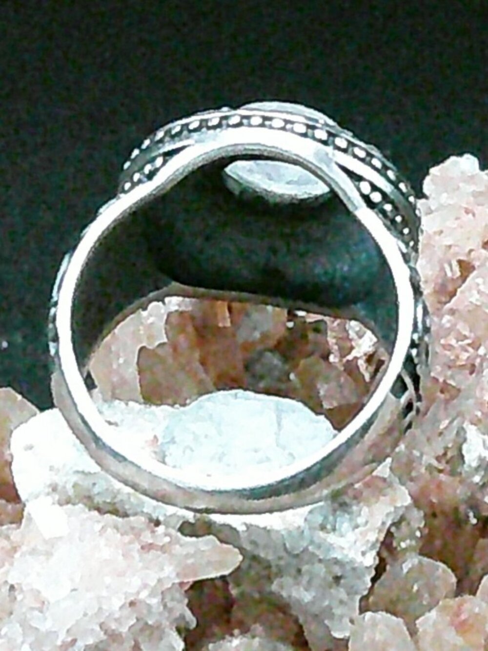 Vintage Sterling Silver Moonstone Ring With Intricate Filigree Design - Picture 2 of 4